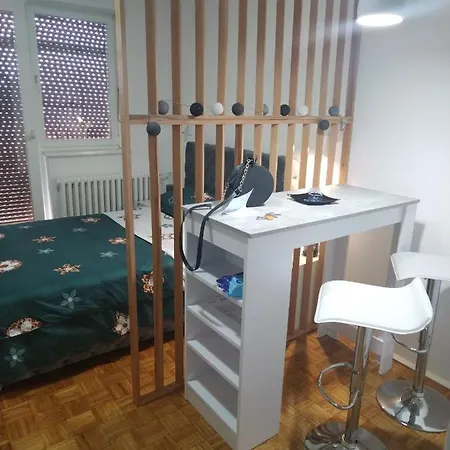 Appartement Aik Kula